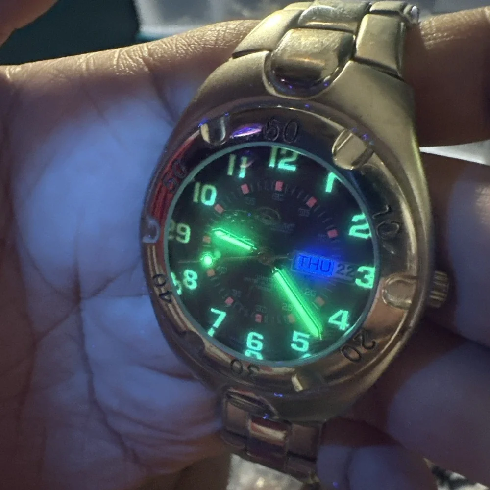 Working B.U.M Equipment Purple Dial Silver Tone Mens Watch Lume‎ 39mm Fit 7.5in
